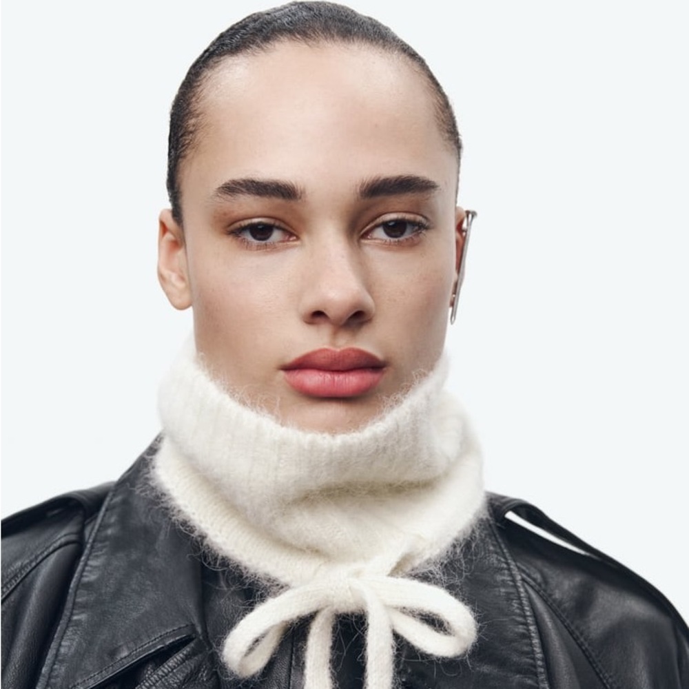 ZARA Alpaca Neck Warmer - Picture 8 of 8